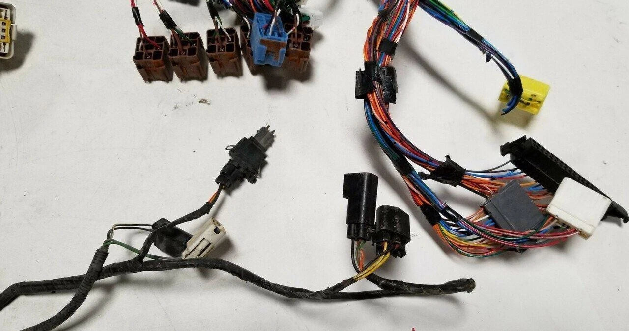 Engine Bay Management Harness with Fuse Box for Jaguar XJR (1998) LNC3350FF