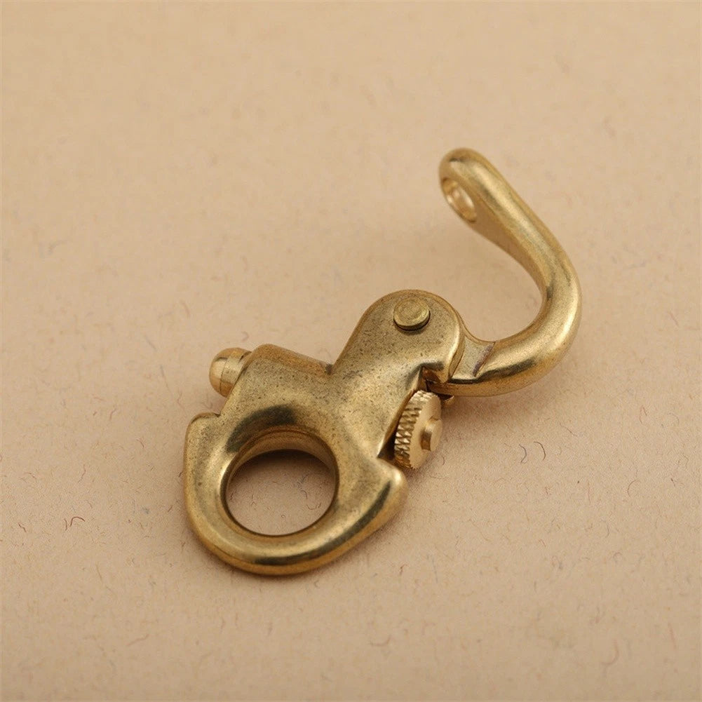 Brass Snap Shackle for Secure Attachment (42g)