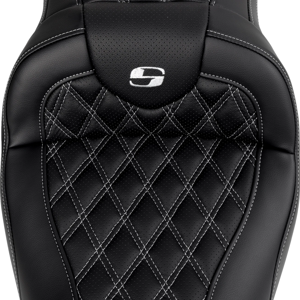 SADDLEMEN Roadsofa Seat with Backrest for FL (2008–2023) - Silver Stitch