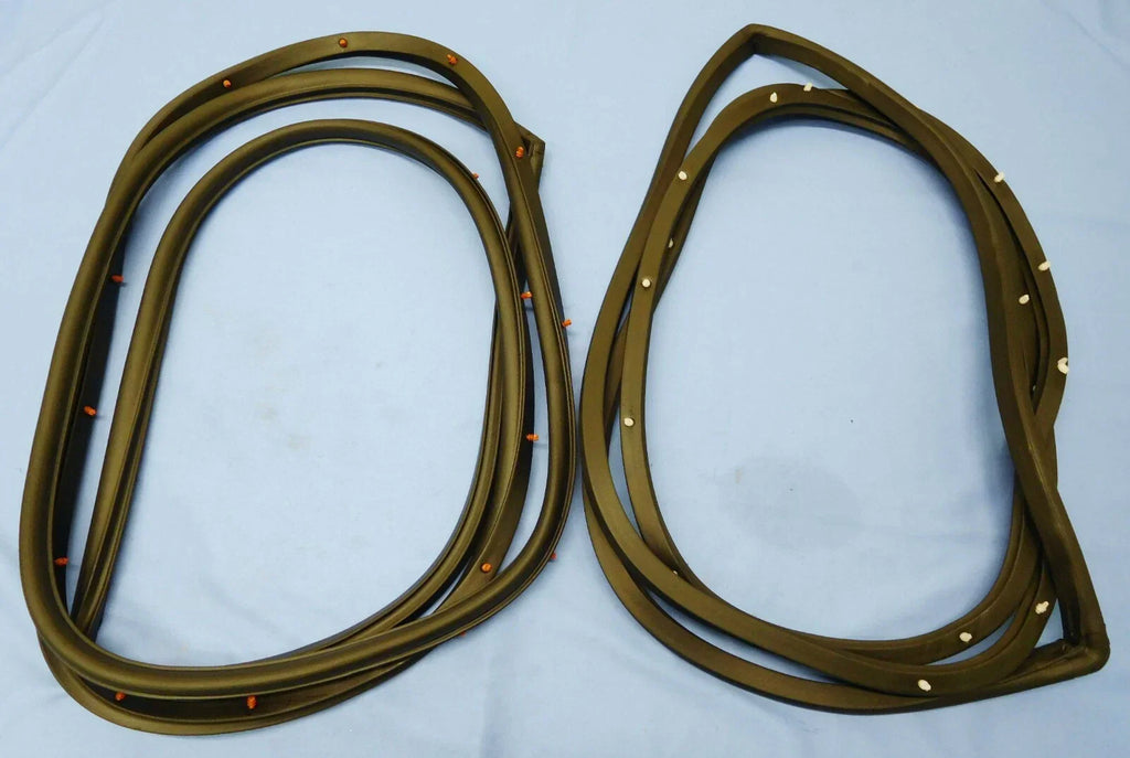 LH & RH Door Rubber Seals for Landcruiser FJ75 Trays & Utes (1984-1989)