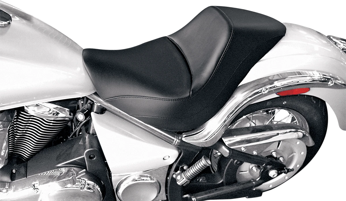 SADDLEMEN Solo Seat for Kawasaki VN900 (2006–2011) K06-11-002