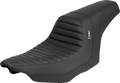 SADDLEMEN Thrashin Pro Series Seat Tuck-n-Roll for FLT/FLH (2023–2025) TS82307T