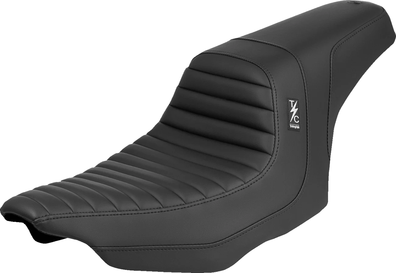 SADDLEMEN Thrashin Pro Series Seat Tuck-n-Roll for FLT/FLH (2023–2025) TS82307T