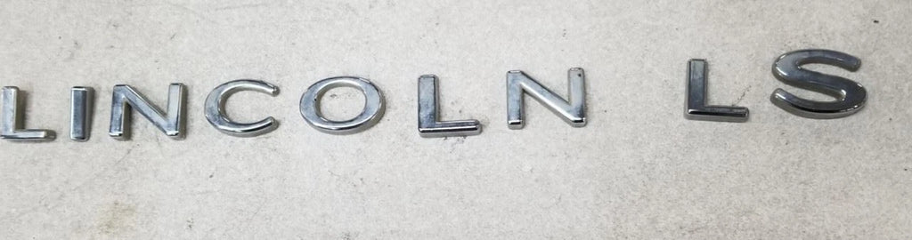 Trunk Emblem Badge for Lincoln LS (2003–2006)