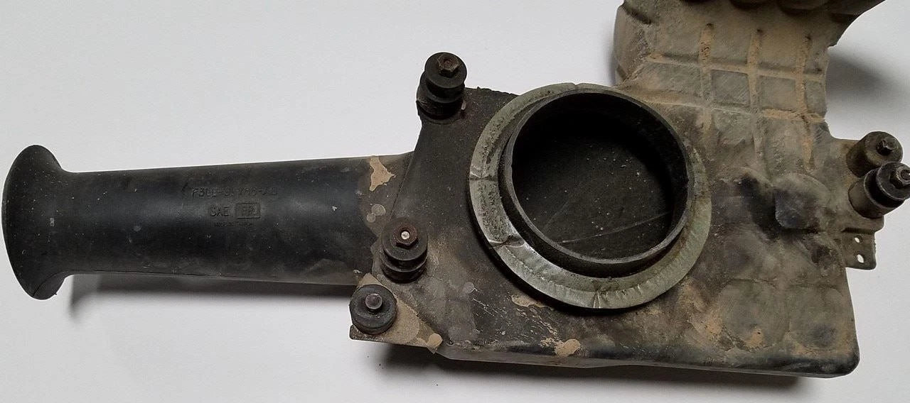 Air Silencer for Lincoln Mark VIII (1993–1998) 4.6L DOHC 32v Ford OEM