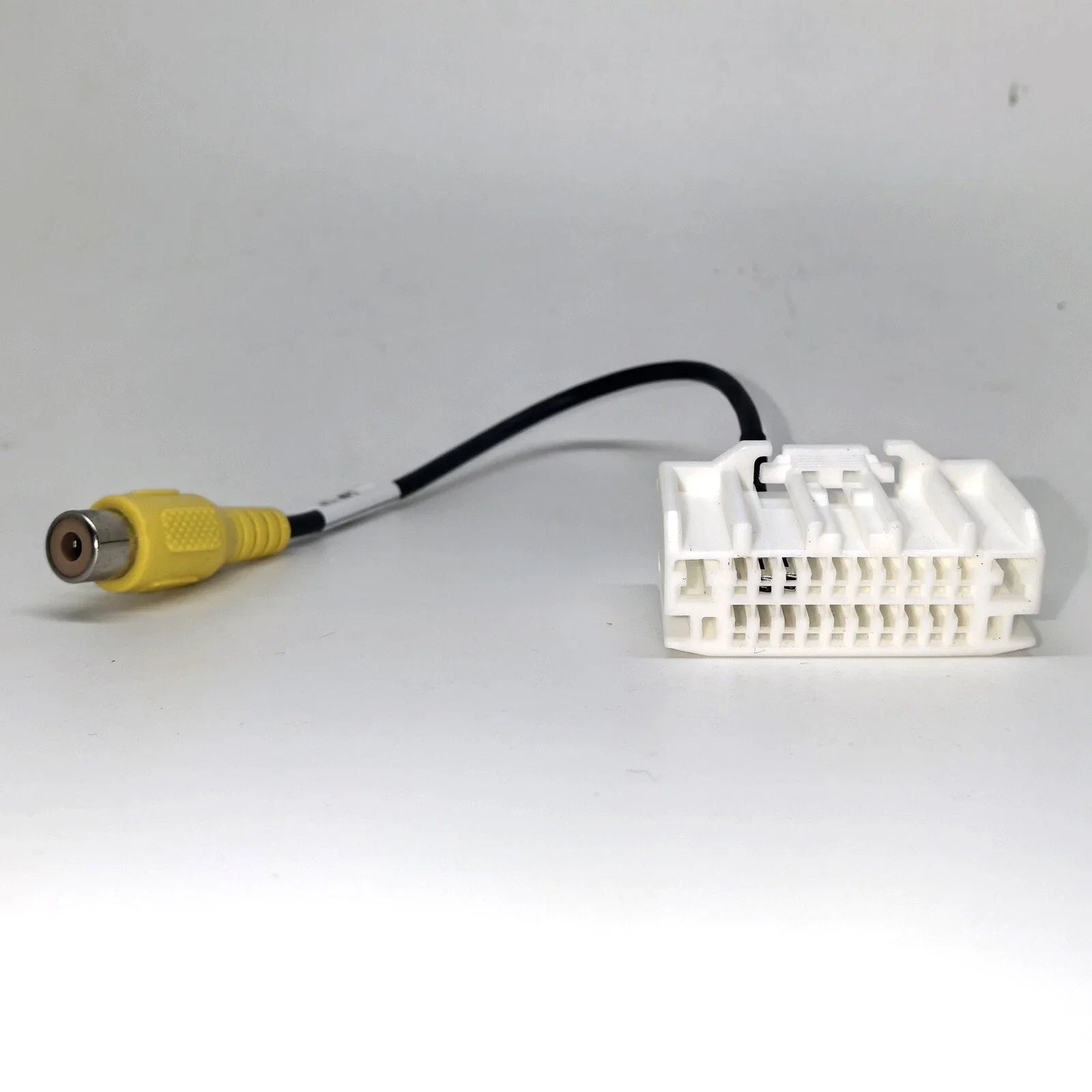 Backup Camera Adapter Cable for Jeep Grand Cherokee (2008–2010)