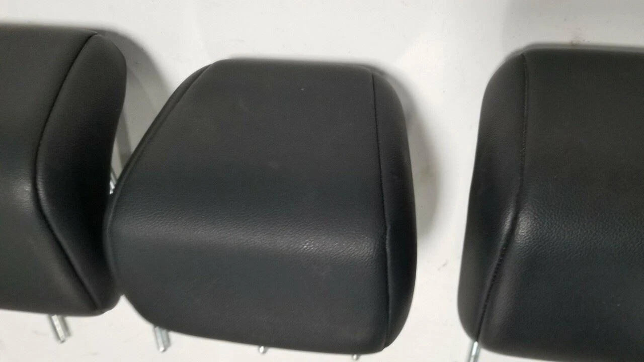 Set of 3 Rear Seat Leather Headrests for Land Rover LR2 (2008–2012)