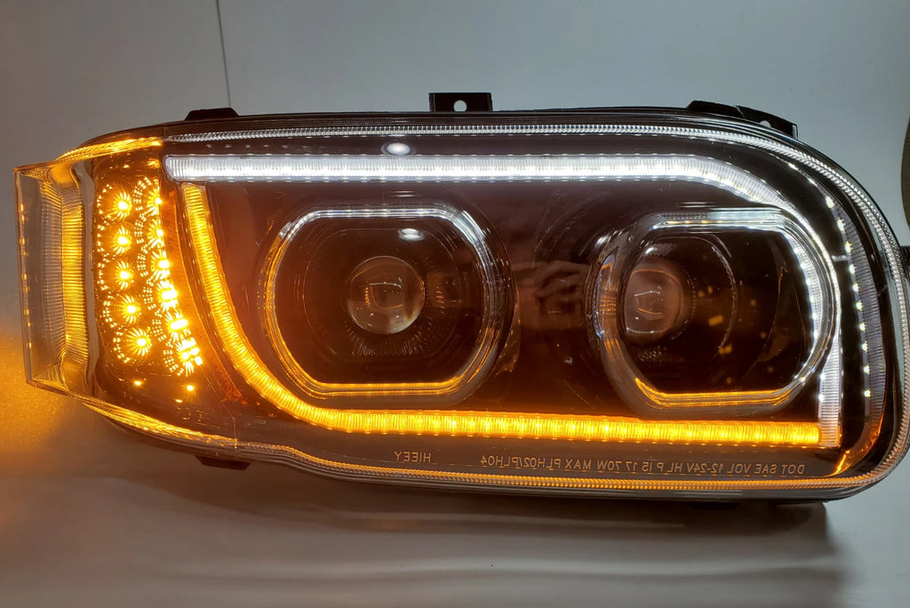 Passenger RH LED Headlight Dual Function LED Halo for Peterbilt 388 389 567 (2014–2023)