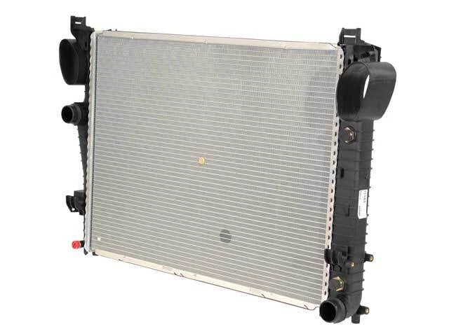 Radiator for Mercedes W220 SL55 SL63 SL65 S600 CL600 (2000–2006) Nissens 205002003