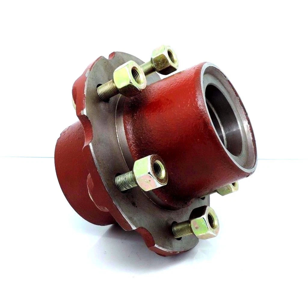 Heavy Duty Front Wheel Hub for International 454 475 574 674