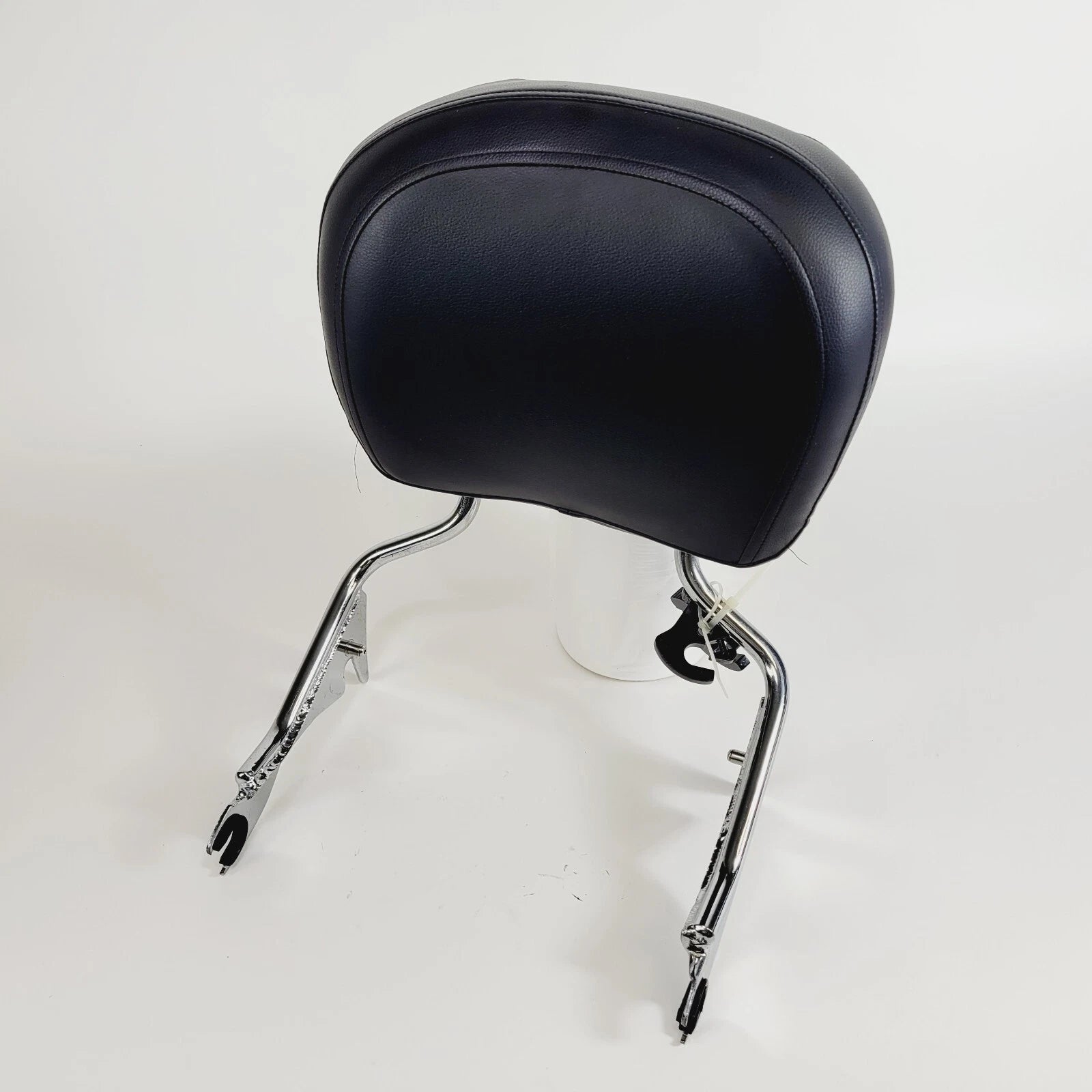 Chrome Passenger Backrest Sissy Bar Large Pad for Harley Touring FLHT (2009–2023)