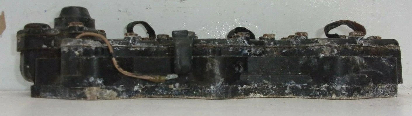 Evinrude Cylinder Head Port 0328324 for Evinrude 150-185hp (1983–1991)