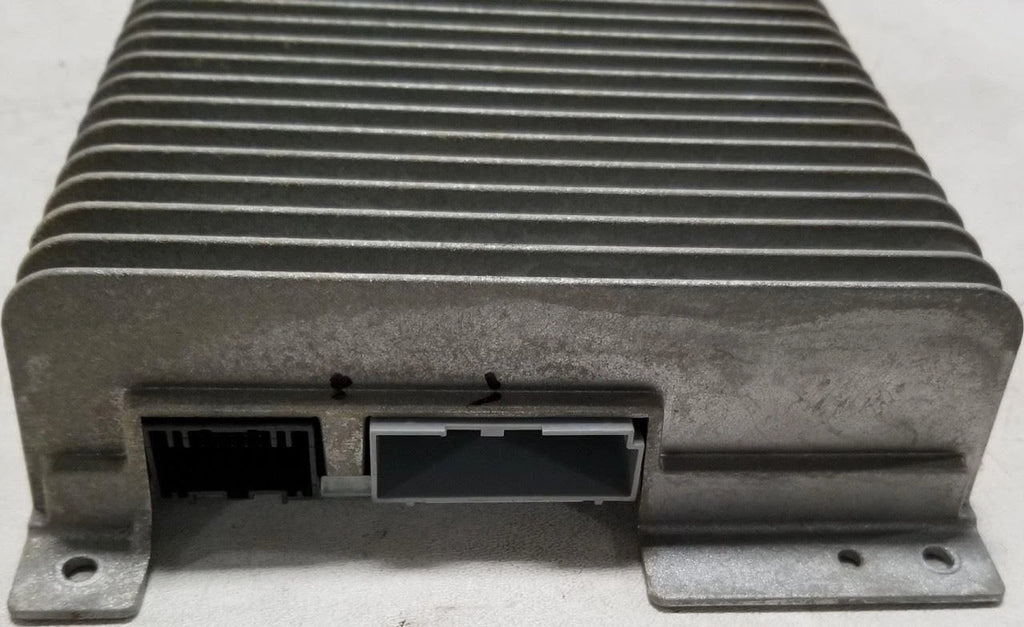 Radio Audio Amplifier for Lincoln Zephyr (2006) 6H6T-18T805-AD