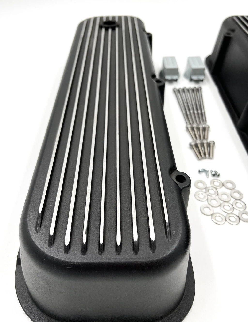 Aluminum Valve Covers Tall Finned Replacement for BBC 396 402 427 454 (–)