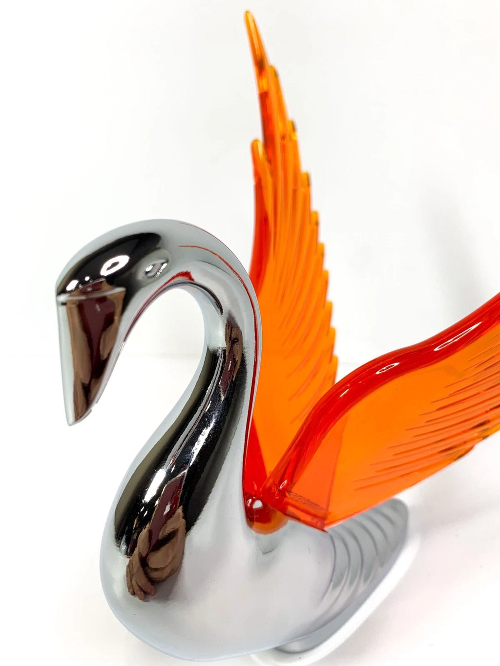 Hood Ornament Replacement for Jeep Grand Cherokee (1999–2004)