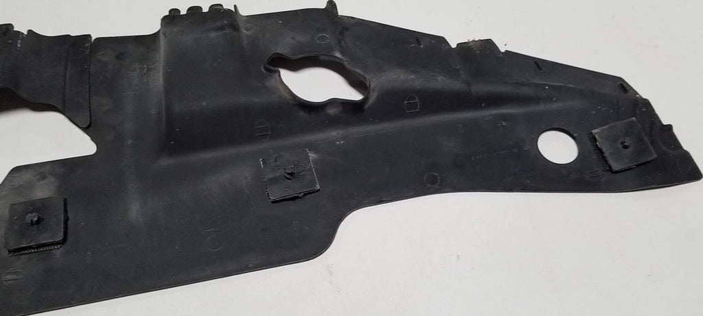 Bumper Radiator Core Support Upper Cover Trim for Lincoln Mark VIII (1997–1998)