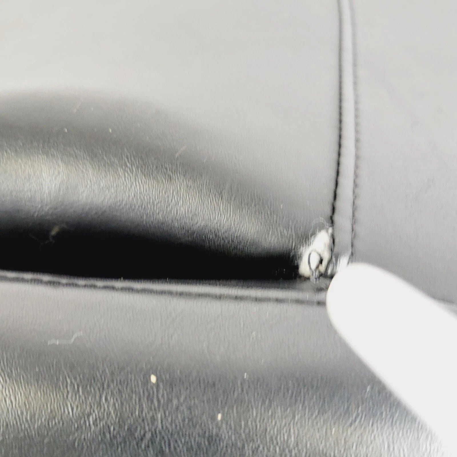 Harley Touring Street Road Electra Glide King Black Seat (2008–2023)