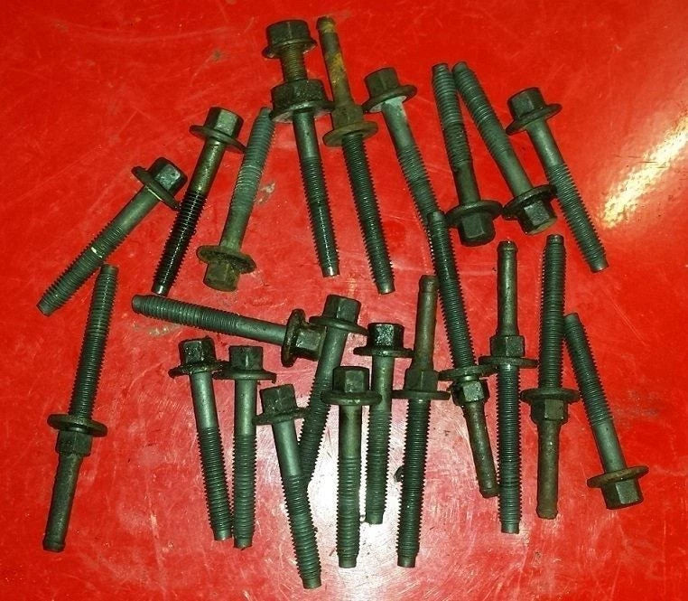 Valve Cover Hardware Set for Ford Thunderbird Cougar (1994–1995)