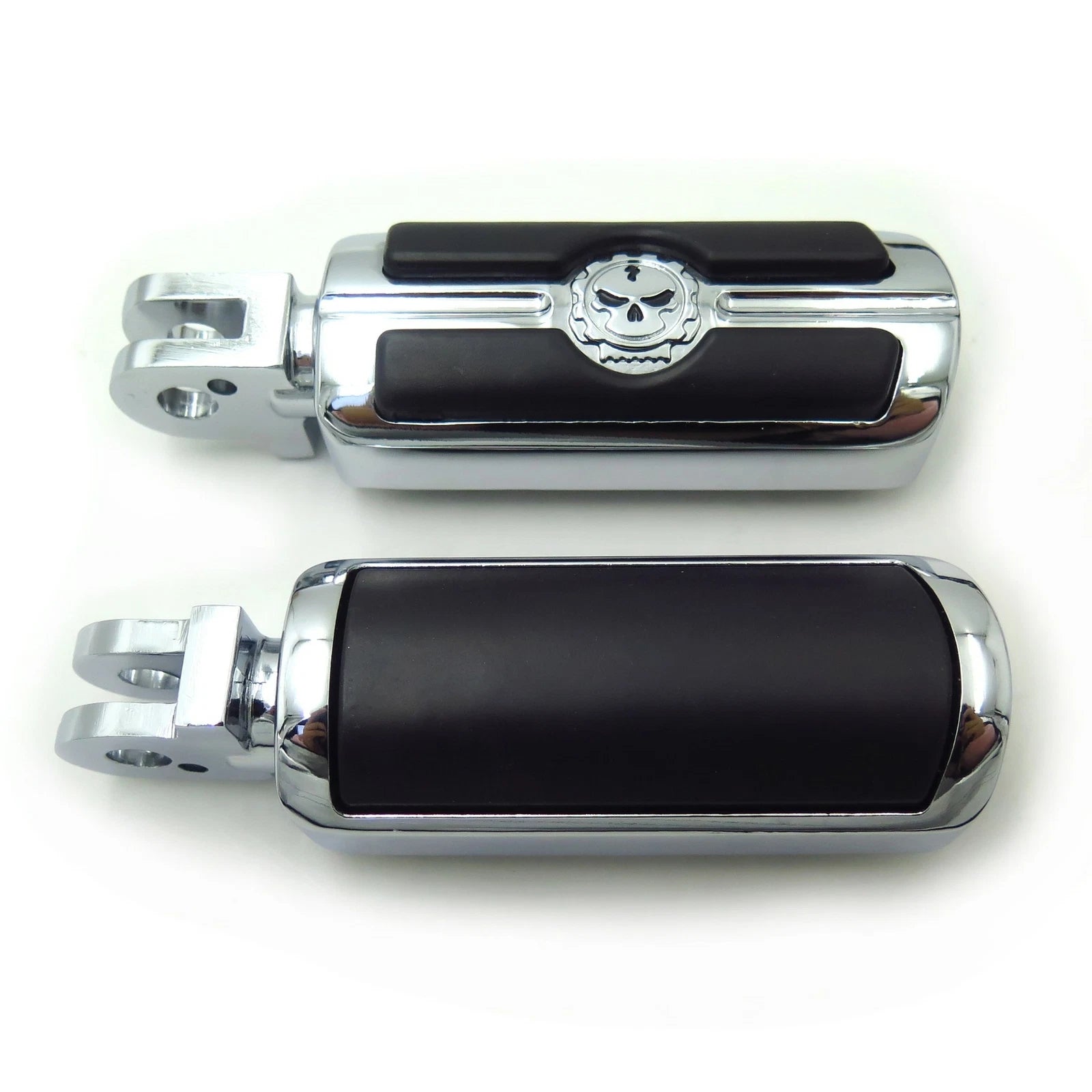 Gear Skull Footpeg Set for Triumph Speedmaster (2003–2014) Chrome