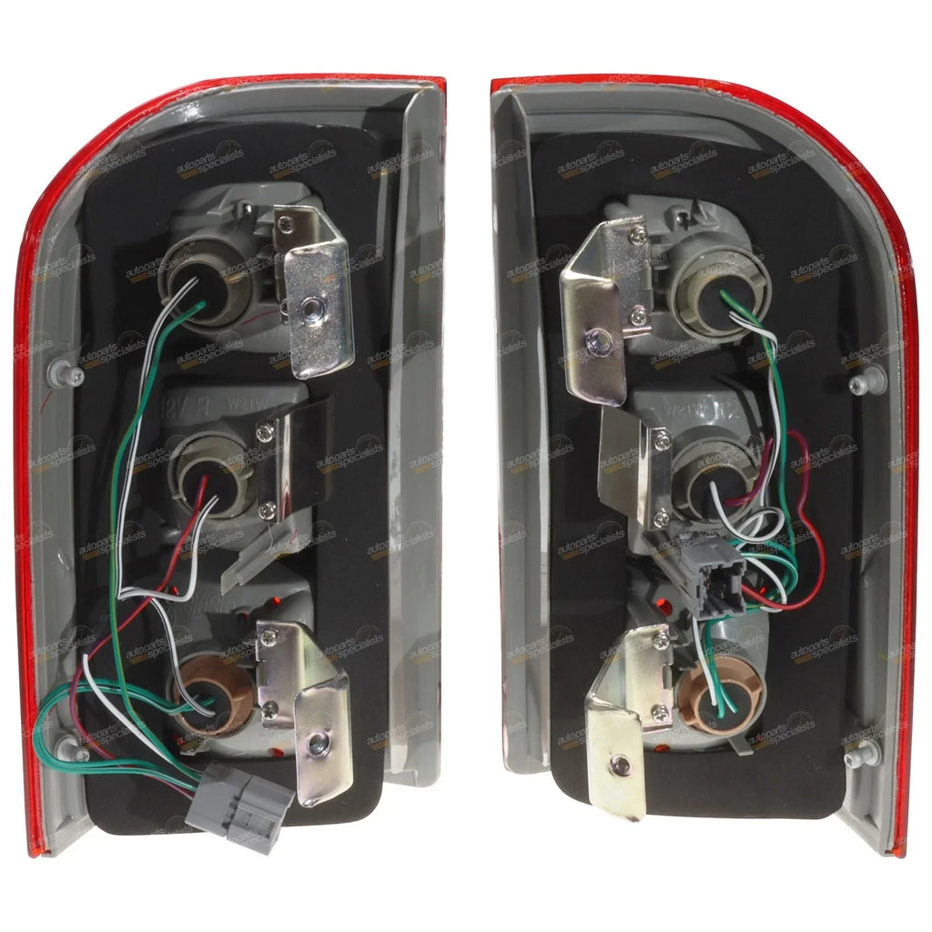 L+R Tail Lights for Nissan Patrol GU (2001-2004)