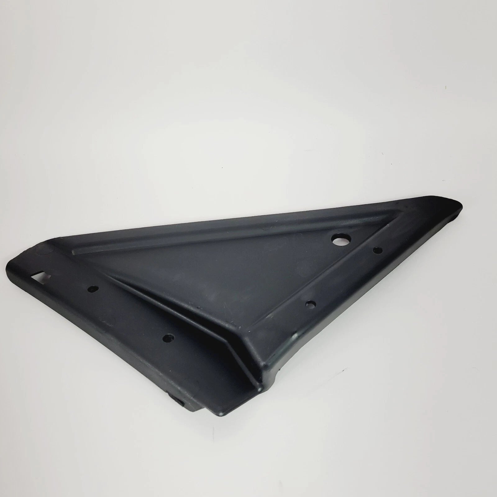 Retainer Splash Guard LH for Polaris Slingshot (2015–2024) 5453038
