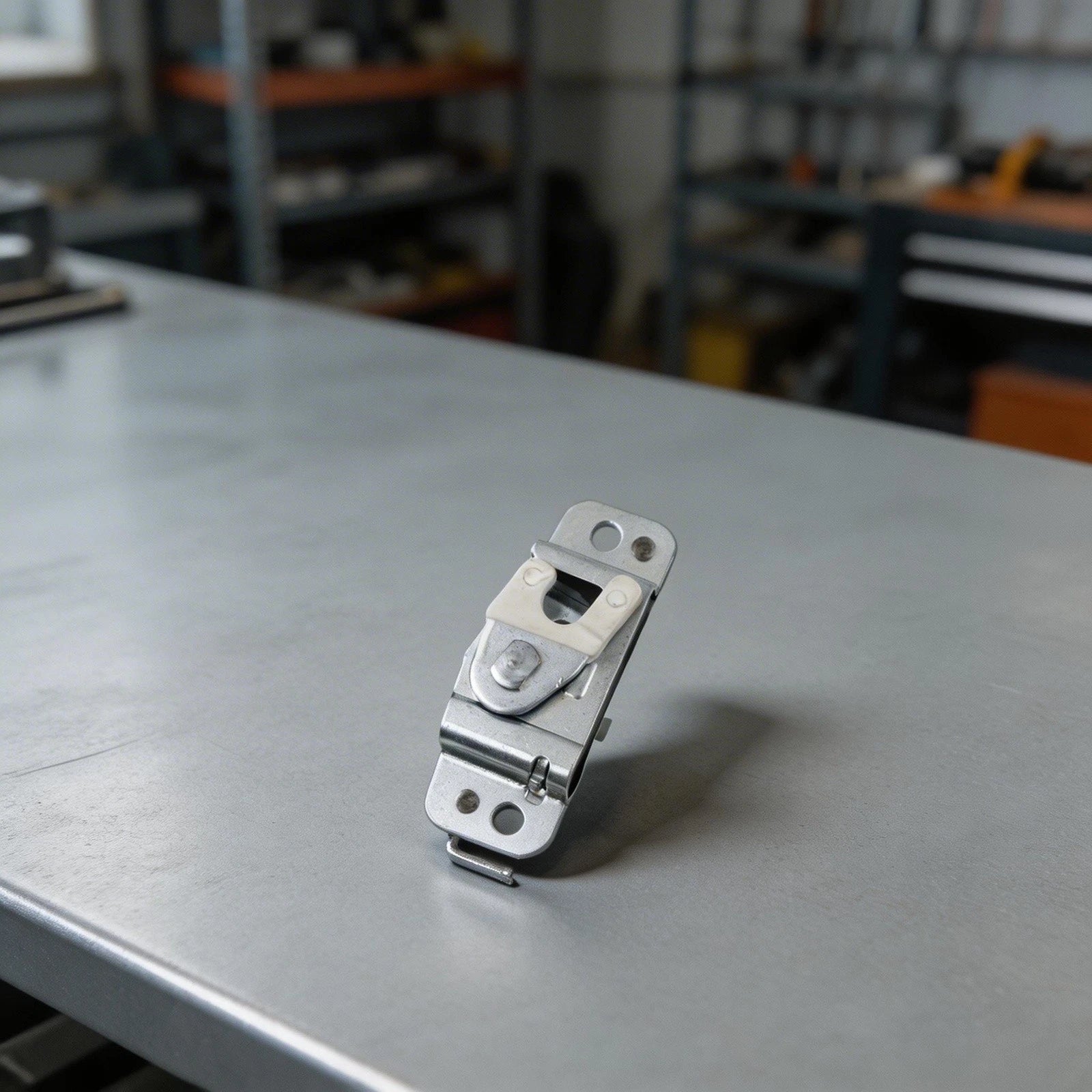 Sliding Door Lock 1372139080 for Fiat Ducato (Right Side)