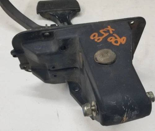 Brake Fuel Pedal Assembly for Jaguar XJ8 XJR VDP (1998) MNA5372BB