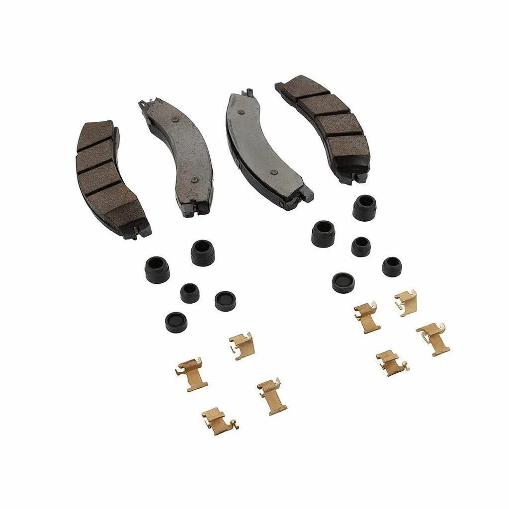 Set of 4 Front Disc Brake Pads for Chevrolet Silverado 2500 HD (2001–2007) 87827067