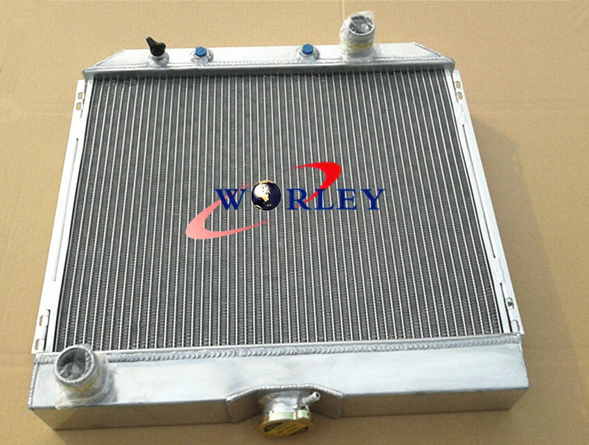Aluminum Radiator & Fan for Ford Fairlane, Falcon, Mustang, Maverick (69-70)