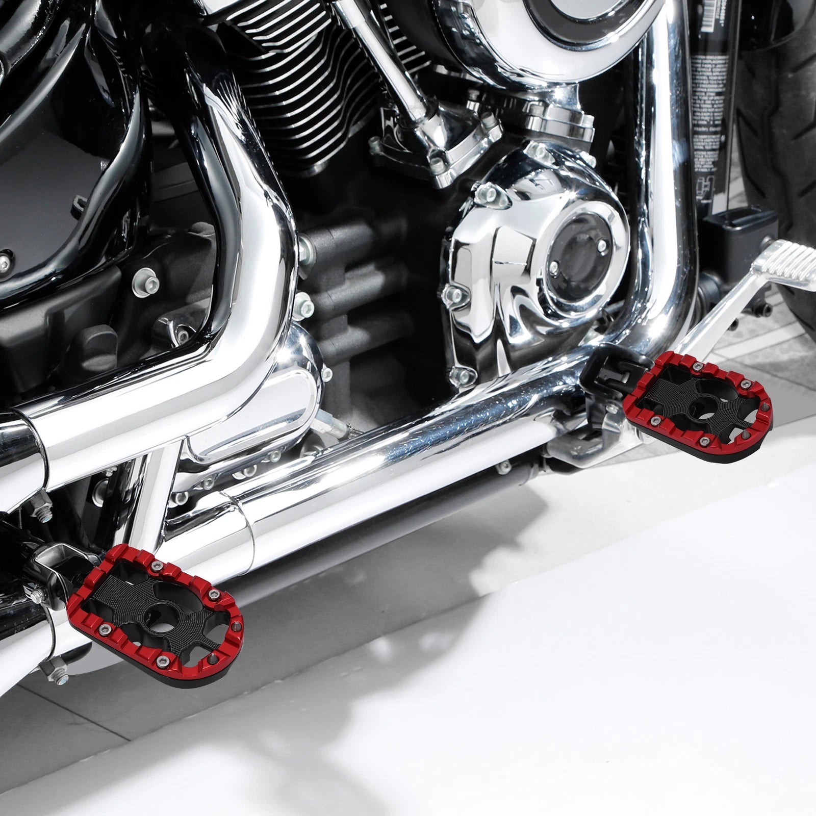 Foot Pegs Footrest for Harley Softail Fat Boy Fat Bob (2018–2023)