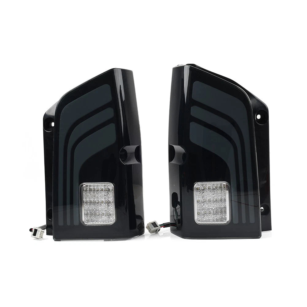 1 Pair Tail Lights Brake Lamps for Nissan Pathfinder (2005–2012)