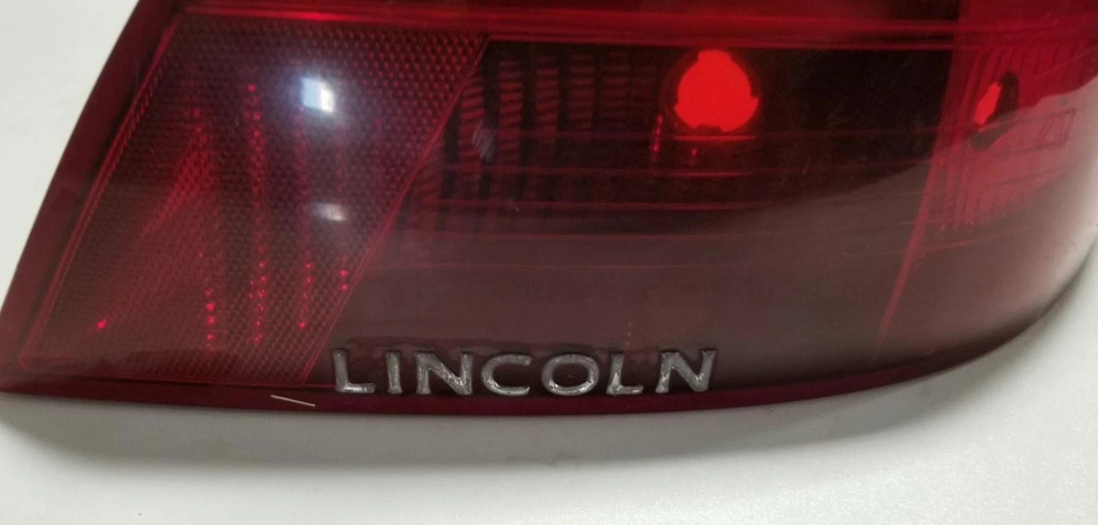 RH Passenger Brake Tail Light for Lincoln Continental (1998)