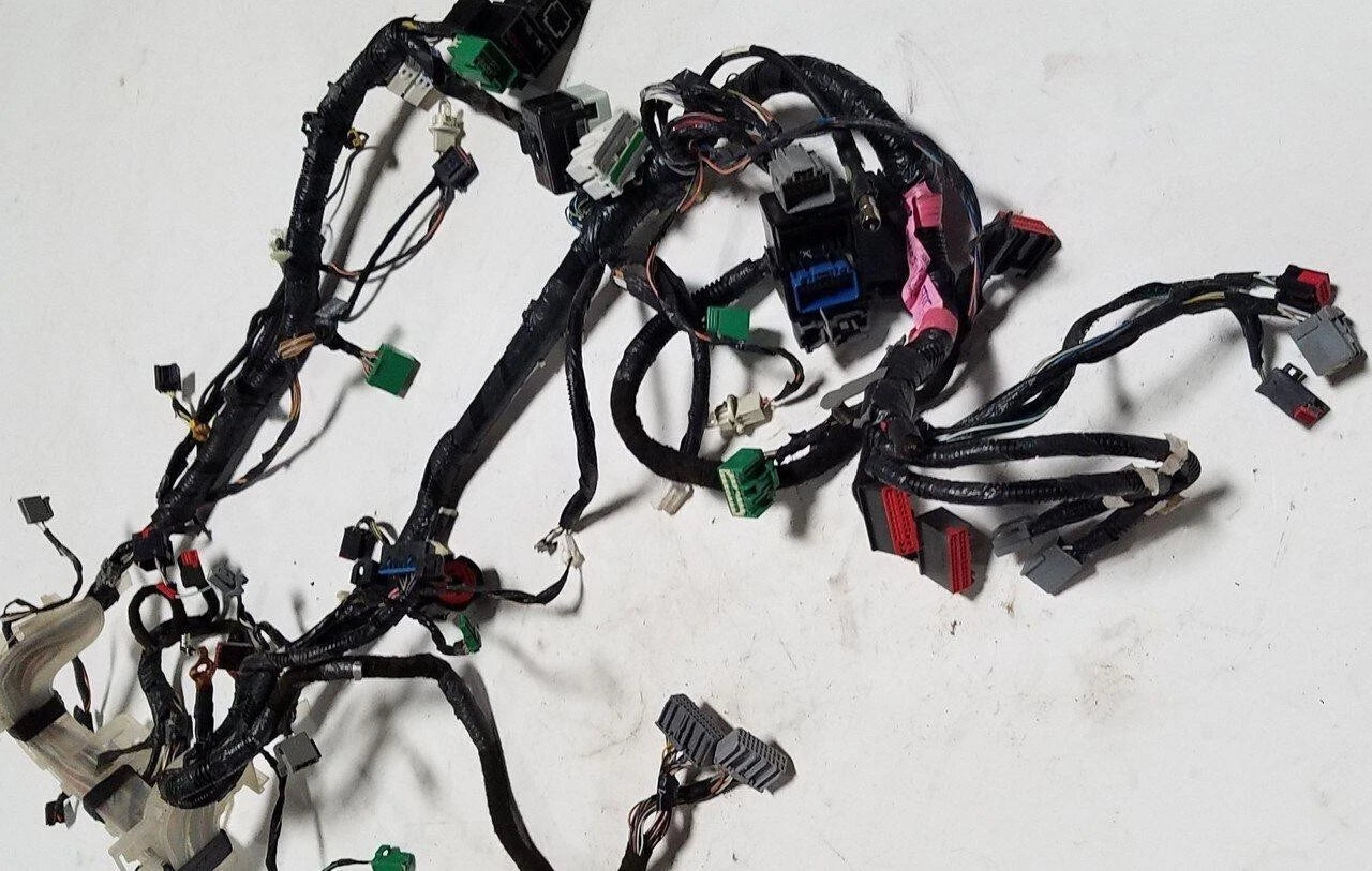 Under Dash Wire Harness for Lincoln LS V8 3.9L (2003–2006)