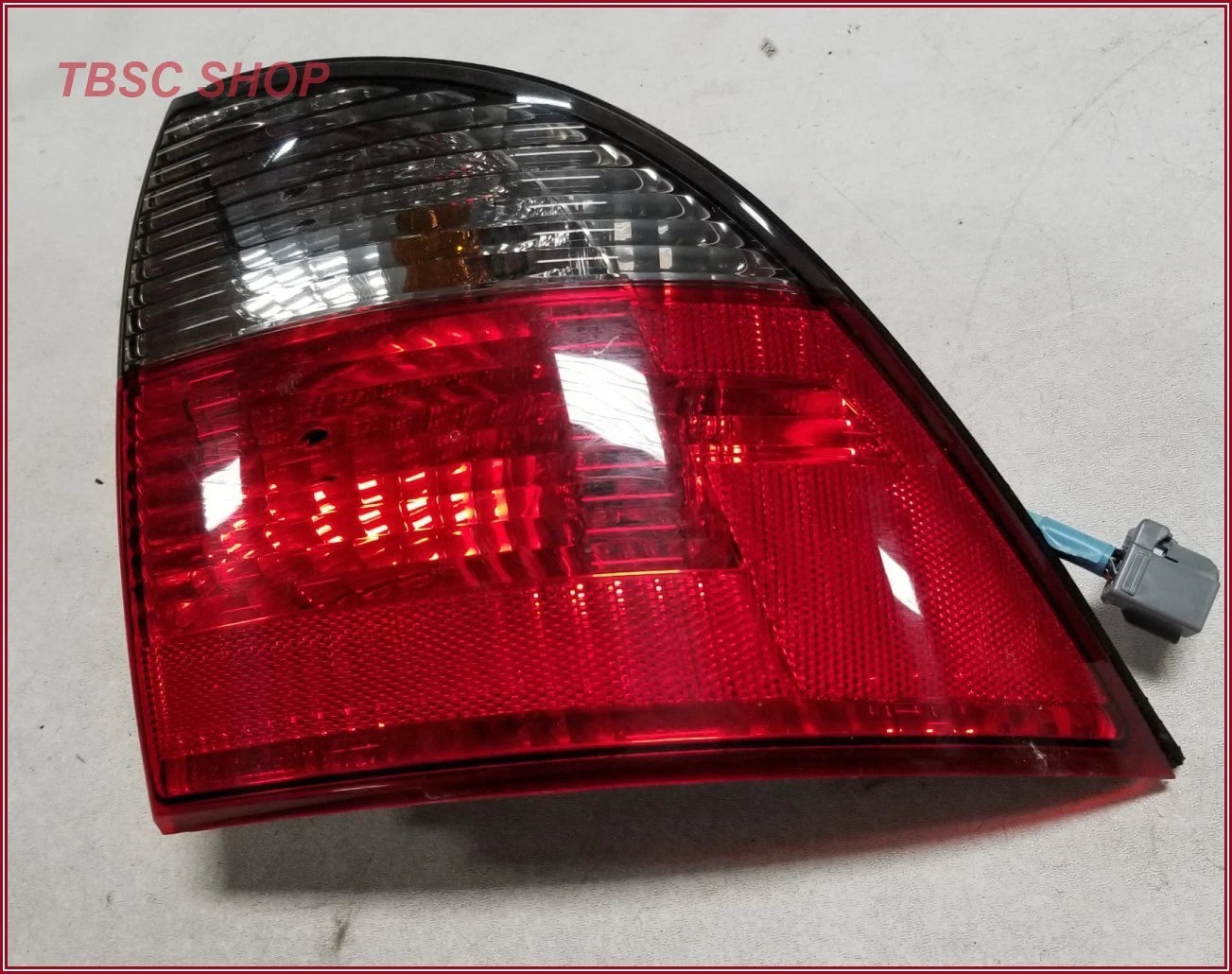 Right Passenger Side Corner Tail Brake Light for Lincoln LS (2003–2006)