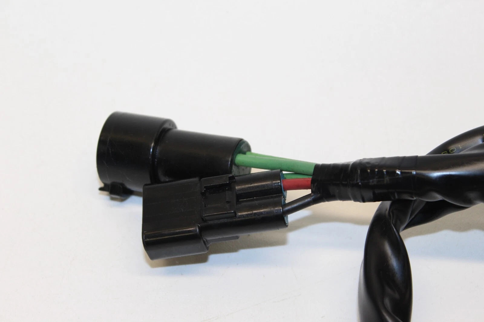 Voltage Regulator for Yamaha FZR FZS FX SHO AR240 SX240 VXR VX (6S5-81960-01-00)