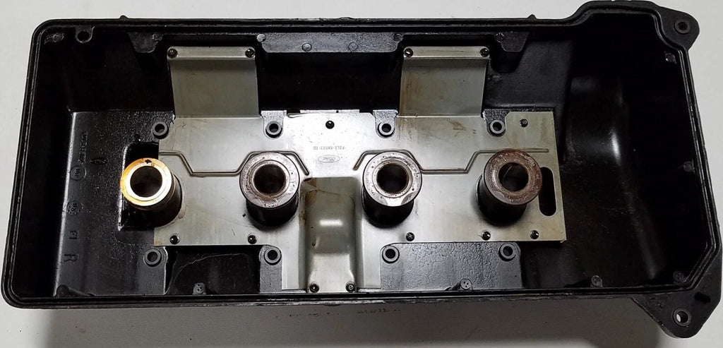 Valve Cover for Lincoln Mark VIII (1993–1996) 4.6L Passenger Side