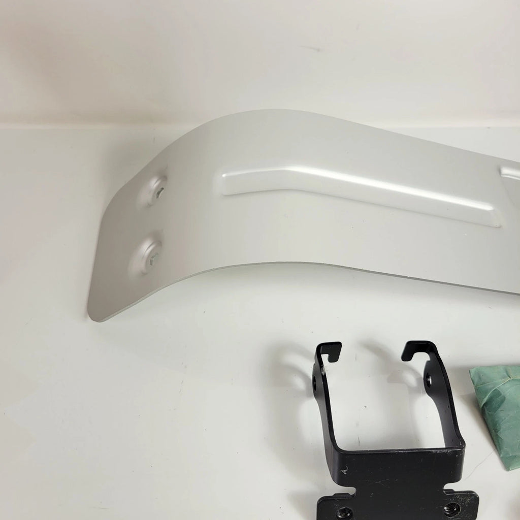 Sump Guard Skid Plate for Royal Enfield INT650 GT650 (OEM 1760111/B)
