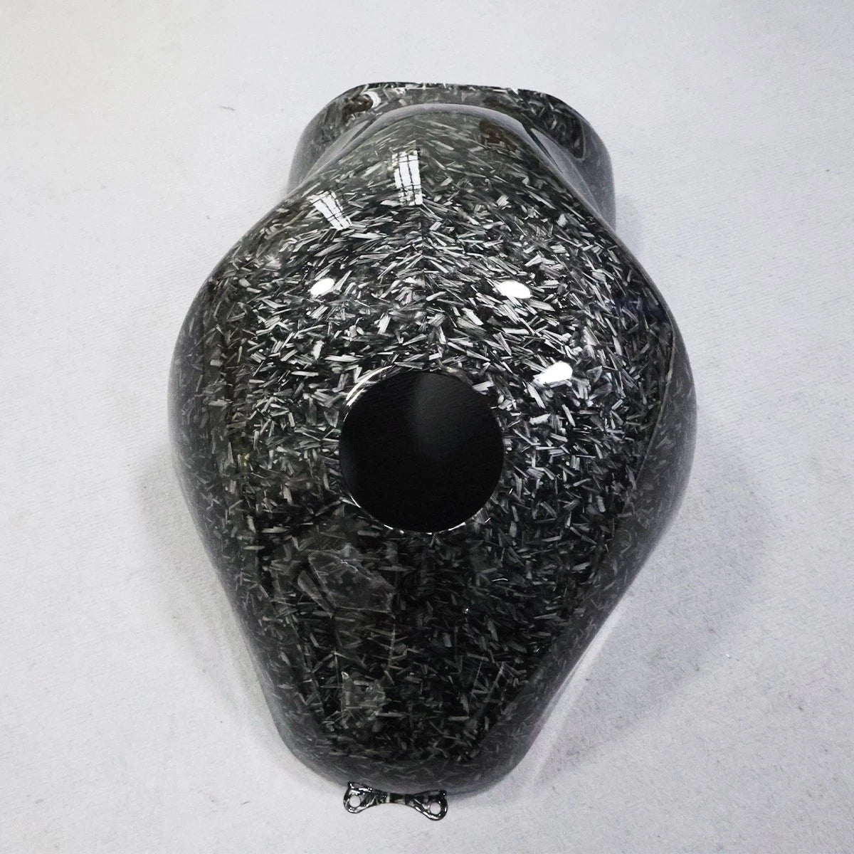 Forged Carbon Fiber Gas Fuel Tank Cover for Suzuki Hayabusa GSX1300R (1999–2007)
