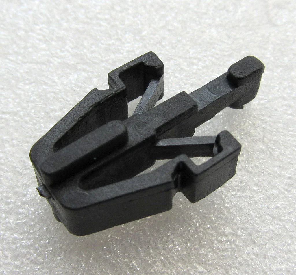 Grill Lock Clip for Isuzu D-Max, Holden Rodeo, Colorado, Mitsubishi L200 (2002-2023)