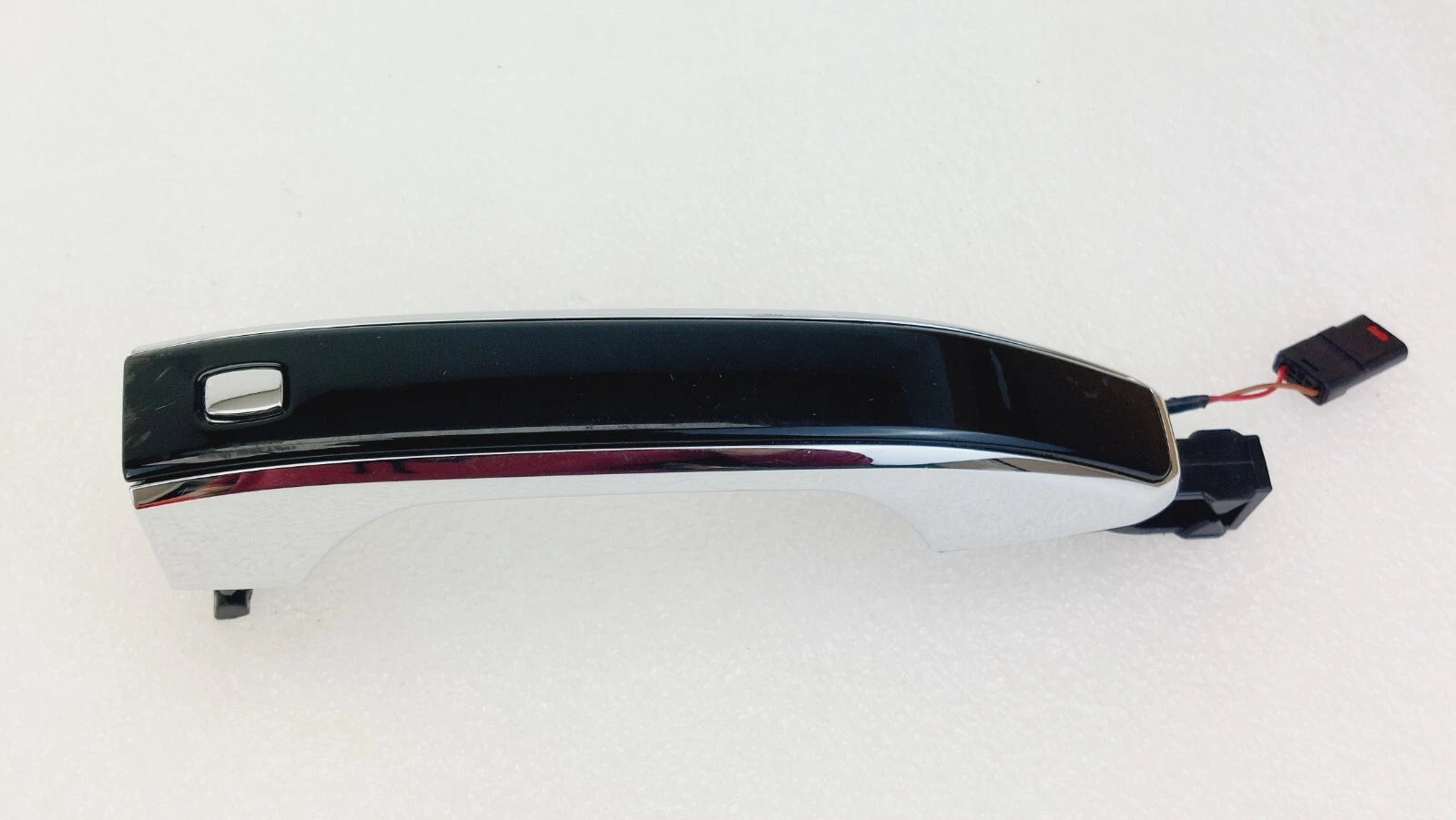 Black Front Exterior Door Handle w/Chrome for Chevy Suburban Tahoe (2021–2023) 84807770