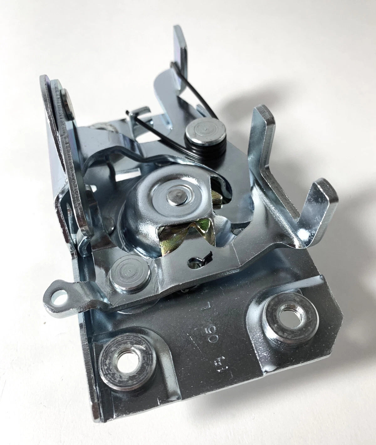 Door Latch Assembly Left Driver Side Replacement for Chevy GMC Truck (1967–1972)