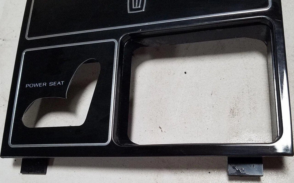 RH Front Door Seat Switch Panel for Lincoln Continental (1991–1993)