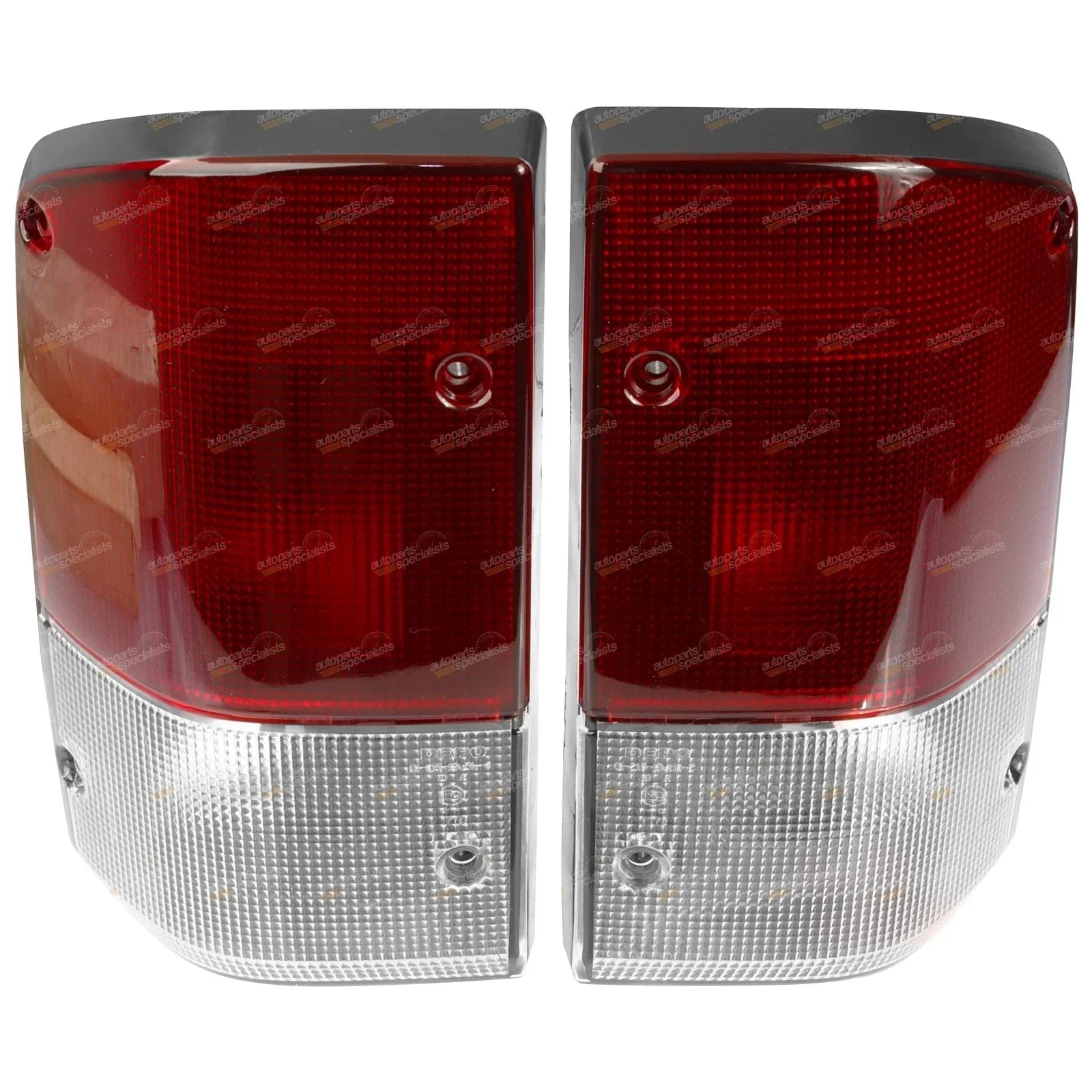 Tail Lights 2x for Nissan Patrol GQ (1993 - 1997)
