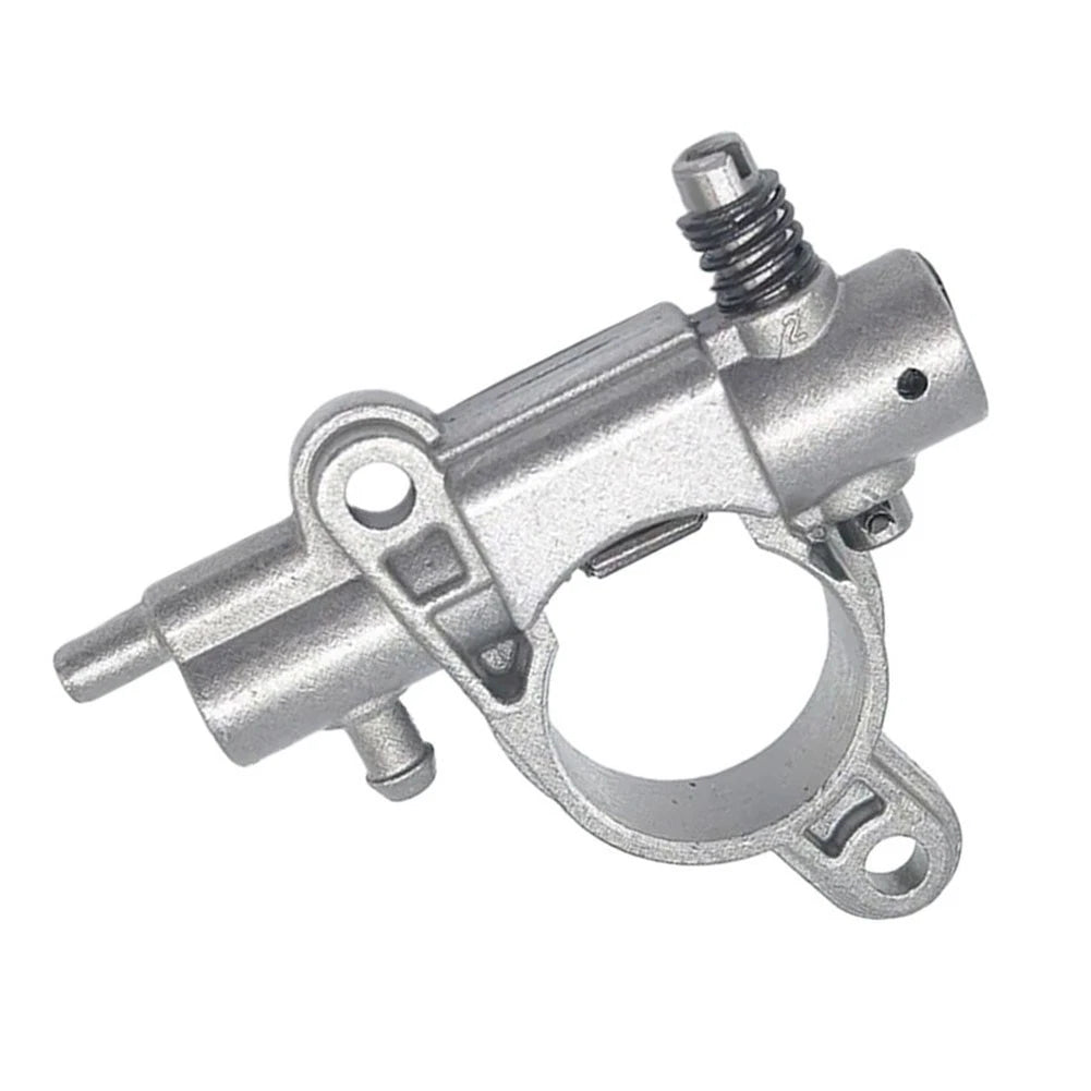 Oil Pump C022000211 for Chainsaws CS2511PN (2011–2019)