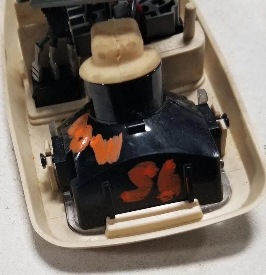 Sunroof Switch Light Assembly for Lincoln Mark VIII (1993–1998)