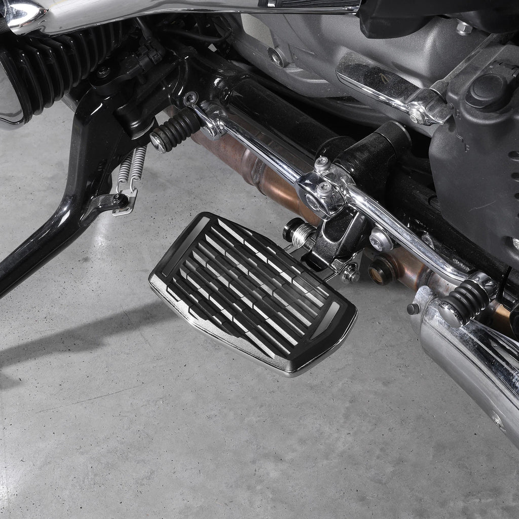 Front Rider Footboard Pedal for BMW R18 B, R18 Transcontinental (2021–2024)