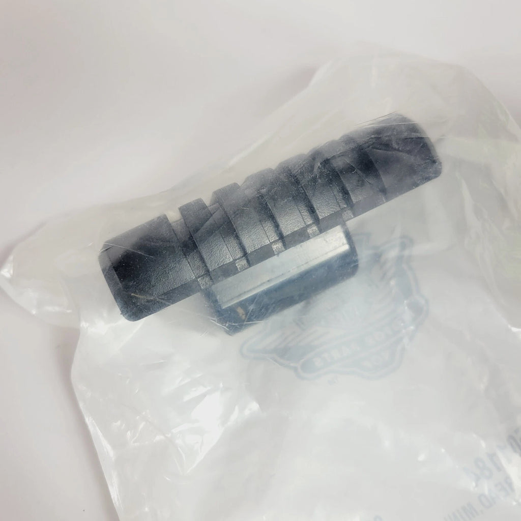 Rubber Mini Tread Footboard for Harley-Davidson (50501184)