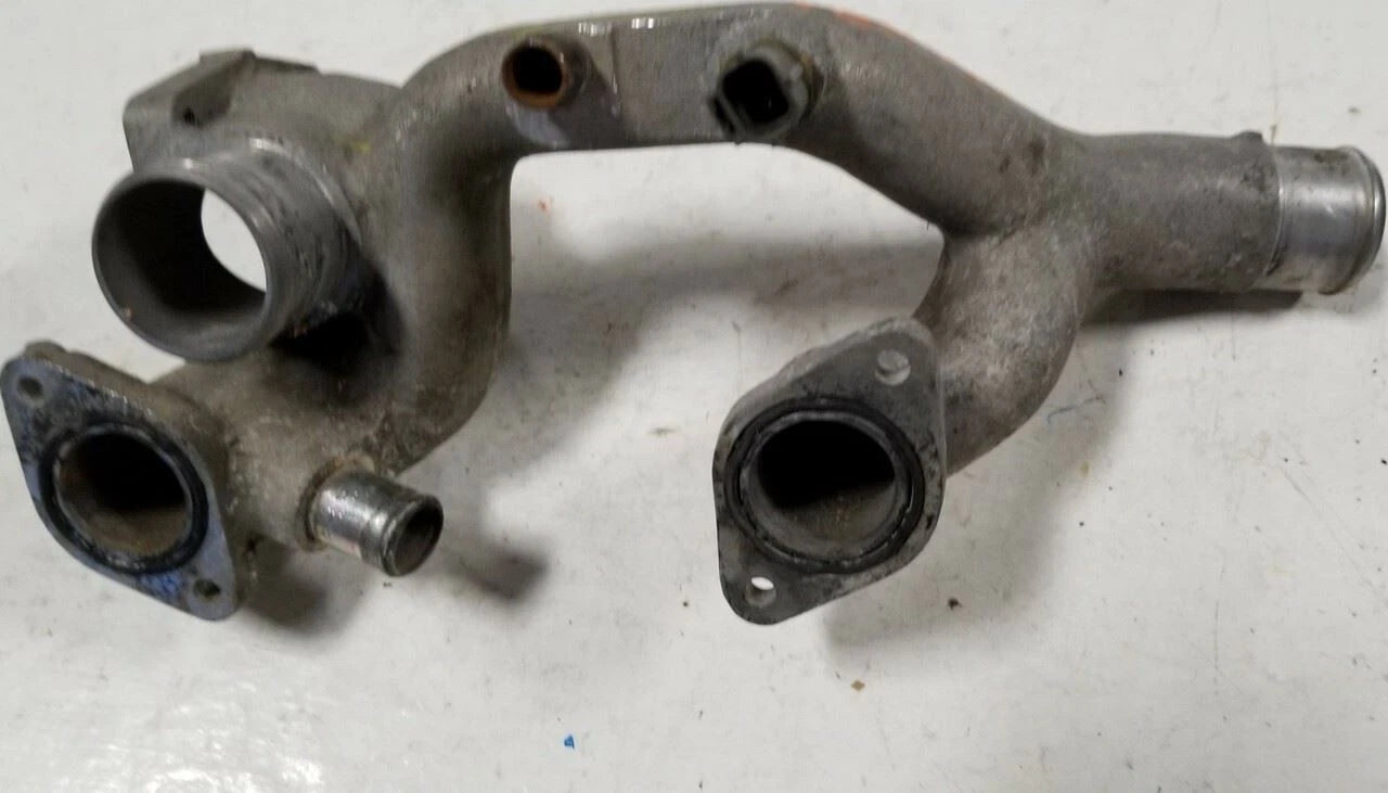 Thermostat Housing Coolant Tube Hose for Jaguar XJR 4.0L SC (1998–2003) NCC2245BC