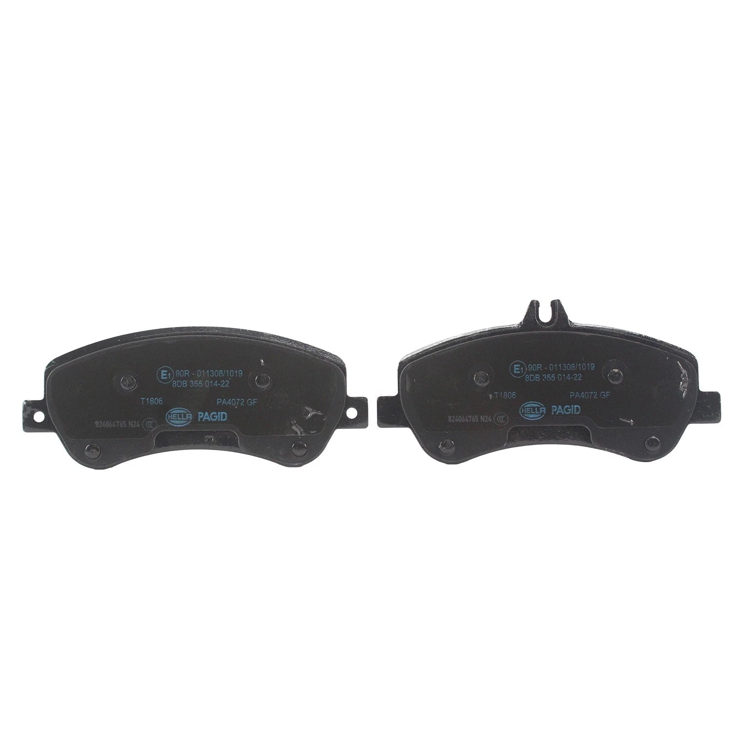 Set of 4 Hella Front Low-Metallic Brake Pads for MB X204 GLK250 GLK350