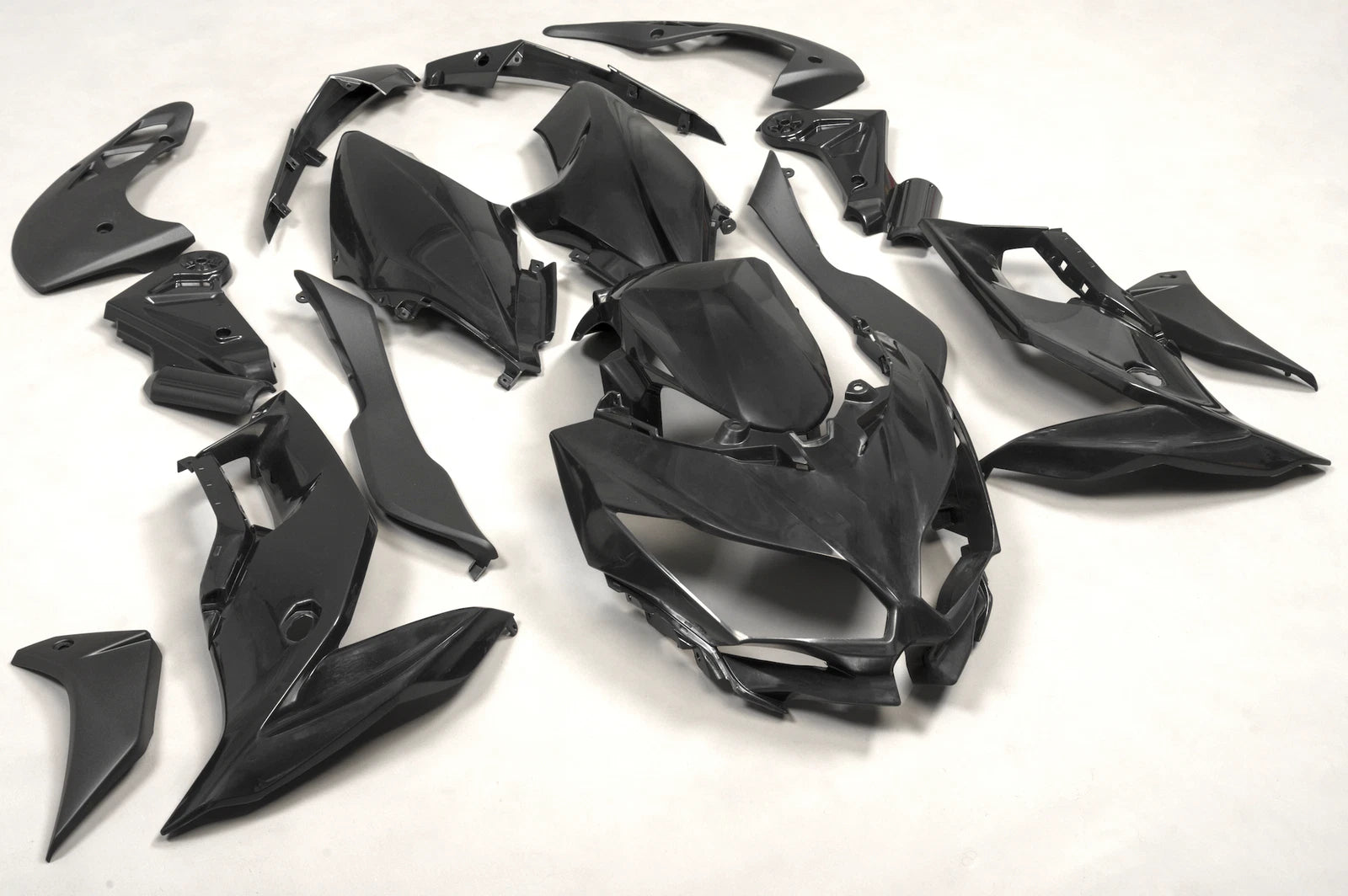 16pcs Fairing Bodywork Injection ABS Plastic for VERSYS650 (2015–2020)